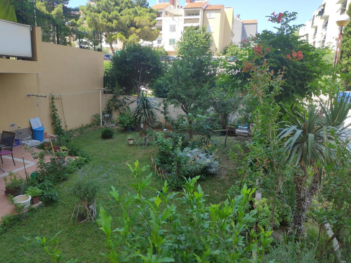 Spacious Apartment With Big Garden Near Beach Split Exterior foto